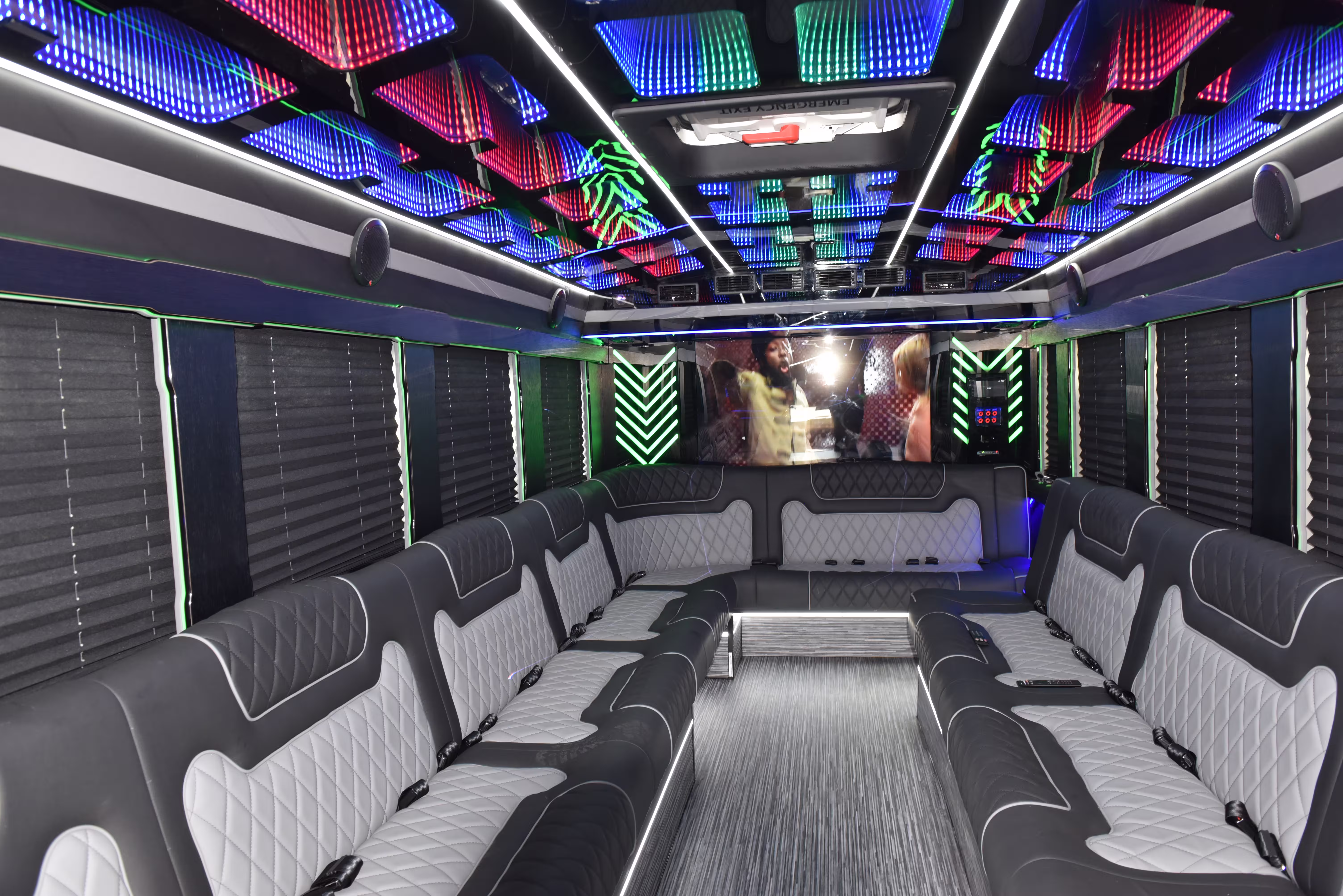 Image 26 for Luxury Limo Build