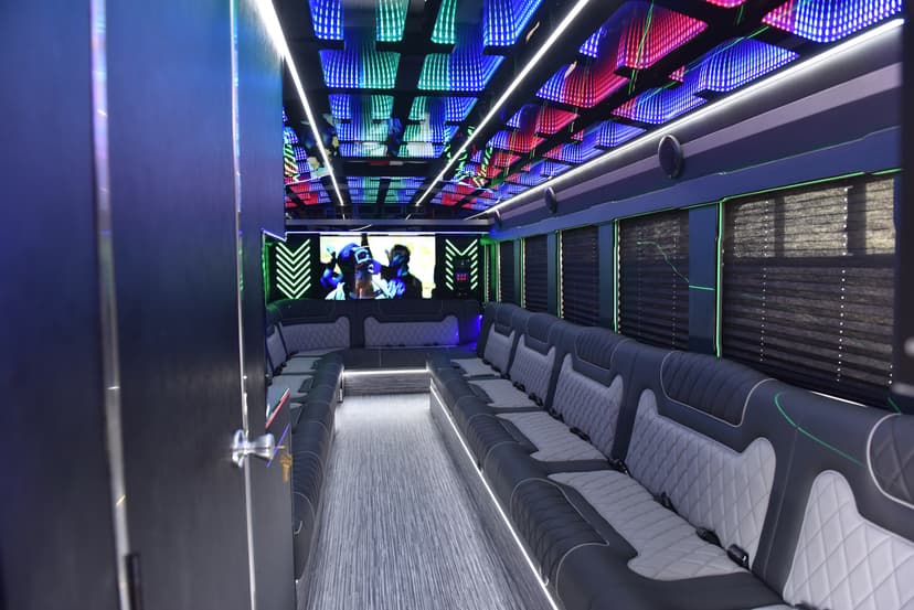 Luxury Limo Build image 28